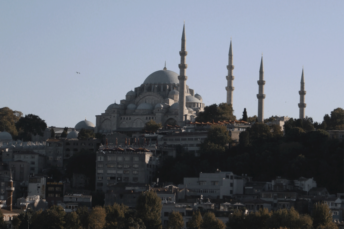 why do investors prefer Istanbul?